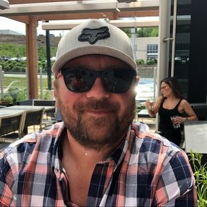 Meet your Posher, Jason